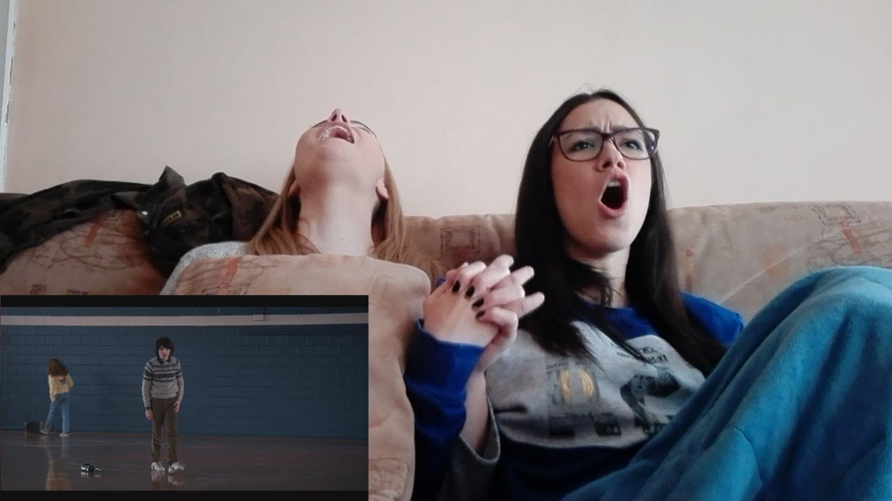 Stranger Things 2x03 Reaction